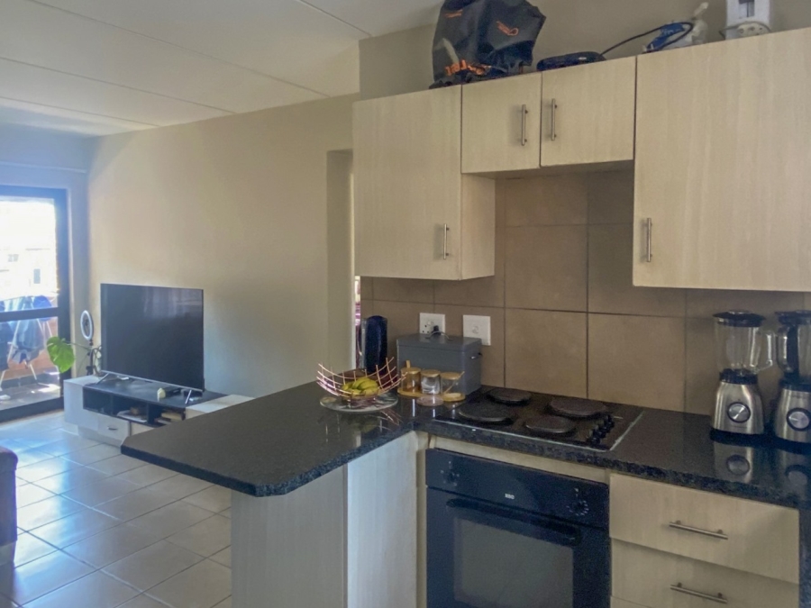 2 Bedroom Property for Sale in Erand Gardens Gauteng