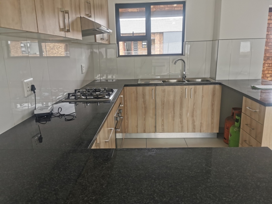 2 Bedroom Property for Sale in Witfield Gauteng