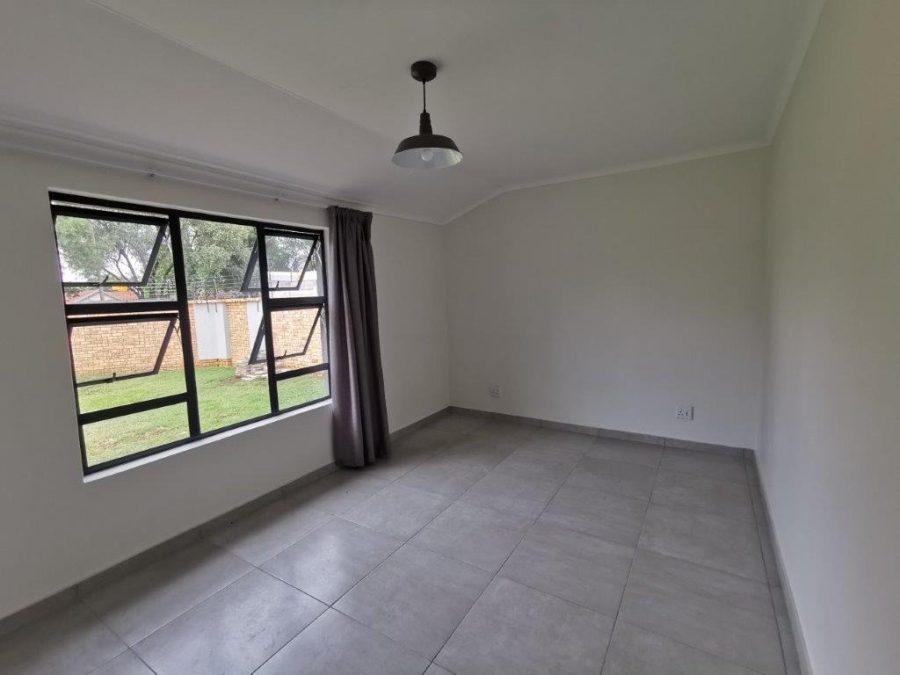 4 Bedroom Property for Sale in Brackenhurst Gauteng