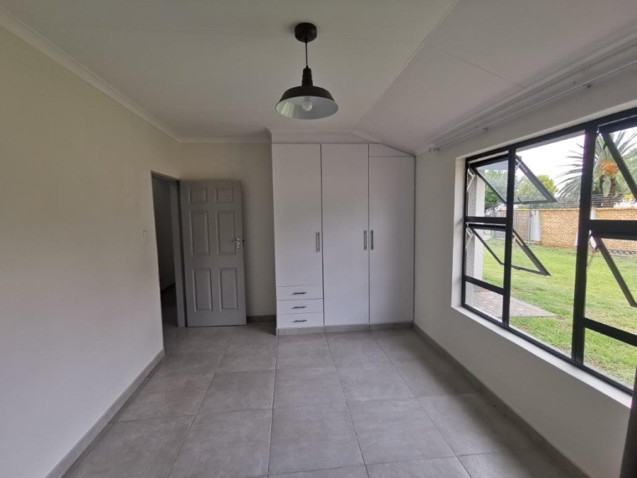 4 Bedroom Property for Sale in Brackenhurst Gauteng