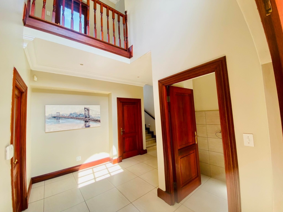 To Let 4 Bedroom Property for Rent in Melrose North Gauteng