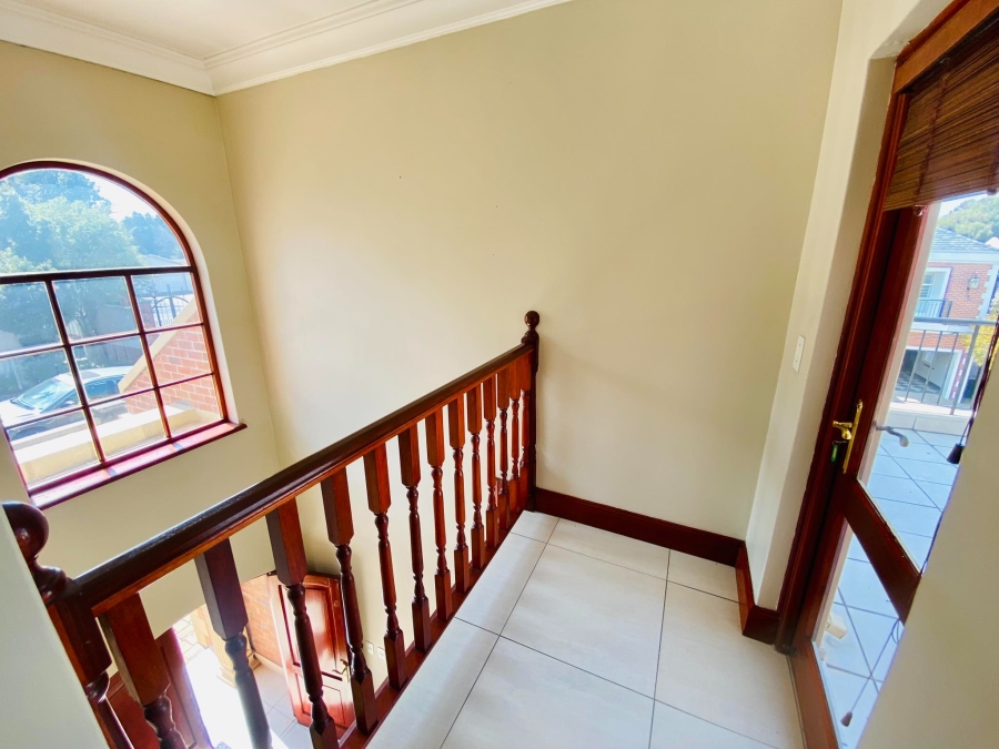 To Let 4 Bedroom Property for Rent in Melrose North Gauteng