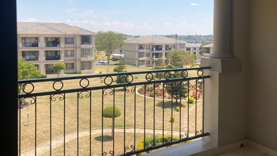 To Let 2 Bedroom Property for Rent in Blue Hills Gauteng