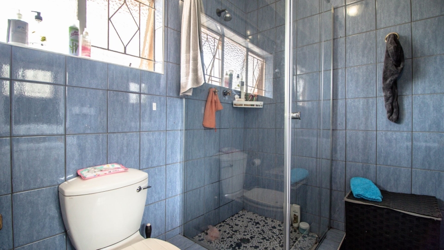 4 Bedroom Property for Sale in Farrarmere Gauteng