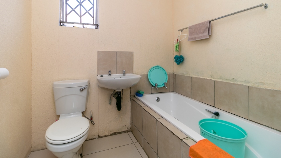 2 Bedroom Property for Sale in Savanna City Gauteng