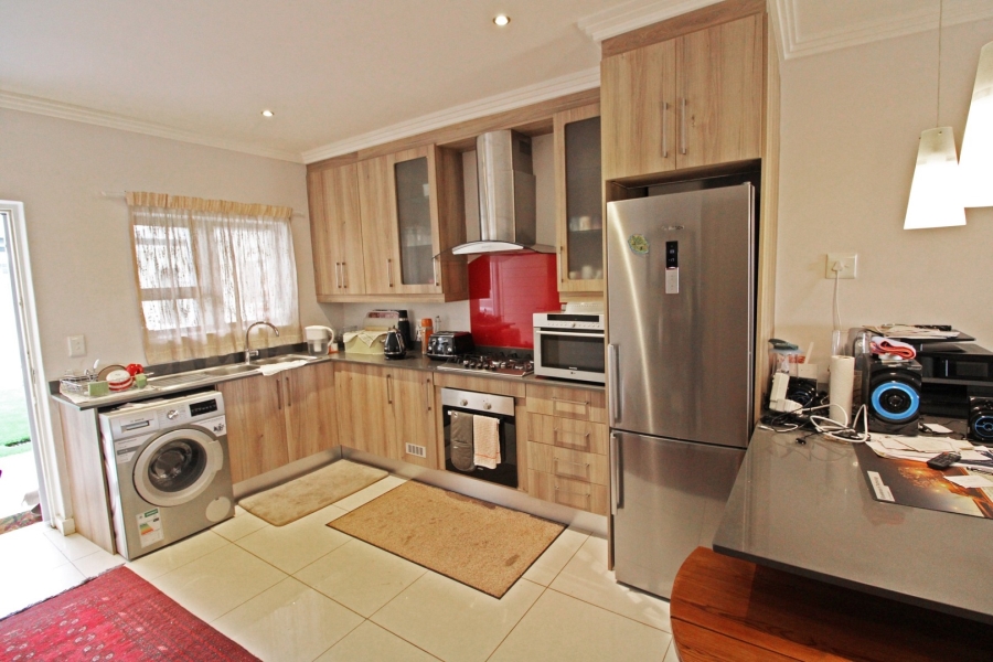 2 Bedroom Property for Sale in Bryanston Gauteng