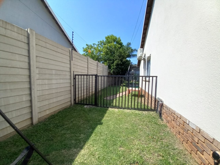 4 Bedroom Property for Sale in Magalieskruin Gauteng