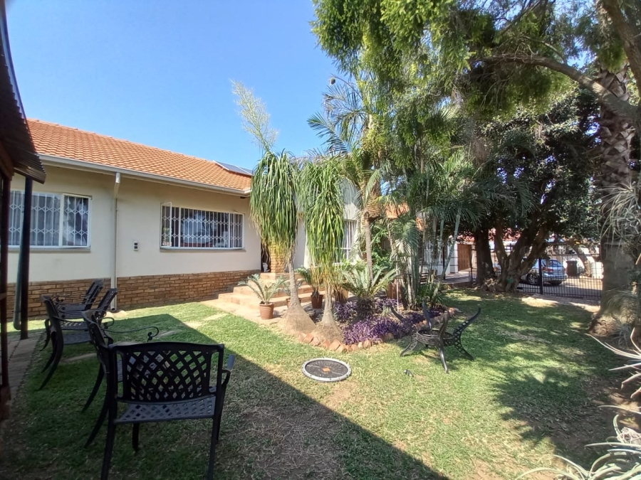 4 Bedroom Property for Sale in Magalieskruin Gauteng