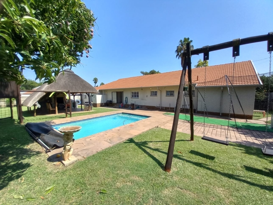 4 Bedroom Property for Sale in Magalieskruin Gauteng