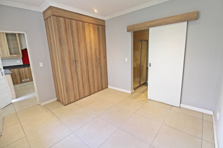 2 Bedroom Property for Sale in Bryanston Gauteng