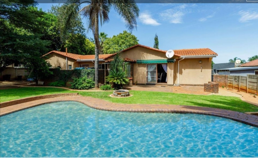 3 Bedroom Property for Sale in Birch Acres Gauteng