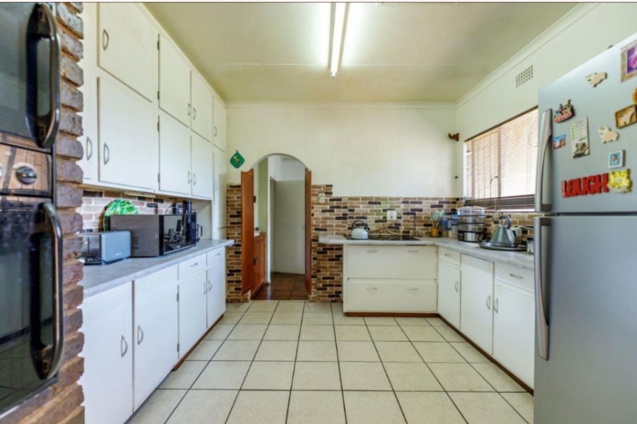 3 Bedroom Property for Sale in Birch Acres Gauteng