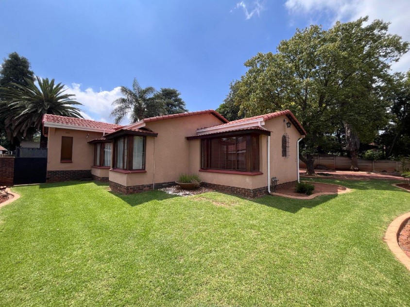 3 Bedroom Property for Sale in Birch Acres Gauteng