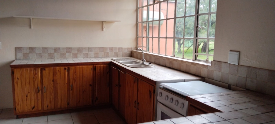 To Let 1 Bedroom Property for Rent in Chartwell Gauteng