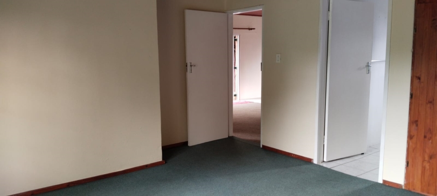 To Let 1 Bedroom Property for Rent in Chartwell Gauteng