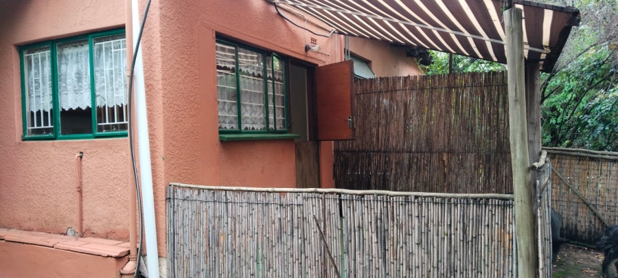 To Let 1 Bedroom Property for Rent in Chartwell Gauteng