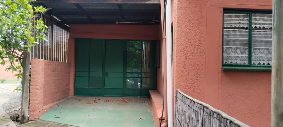 To Let 1 Bedroom Property for Rent in Chartwell Gauteng