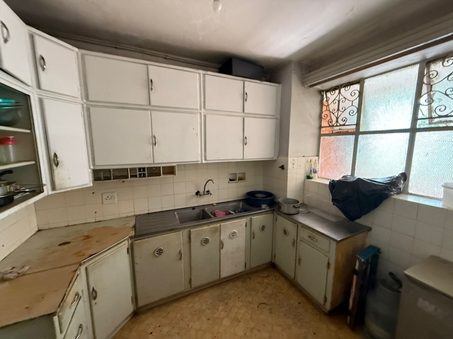 2 Bedroom Property for Sale in Sunnyside Gauteng