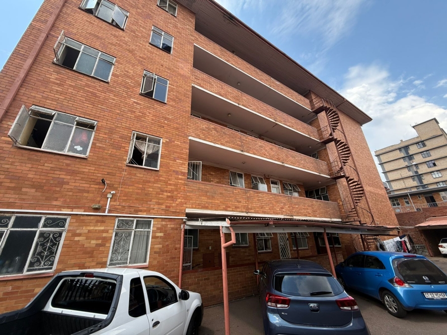 2 Bedroom Property for Sale in Sunnyside Gauteng