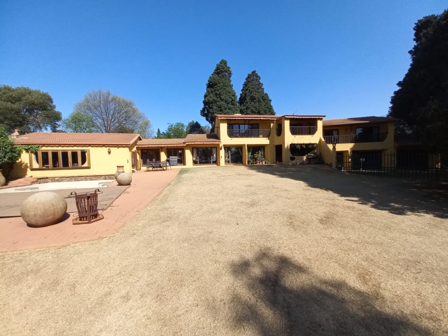 4 Bedroom Property for Sale in Larrendale Gauteng