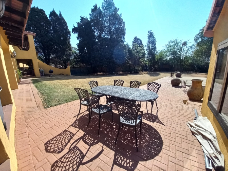 4 Bedroom Property for Sale in Larrendale Gauteng