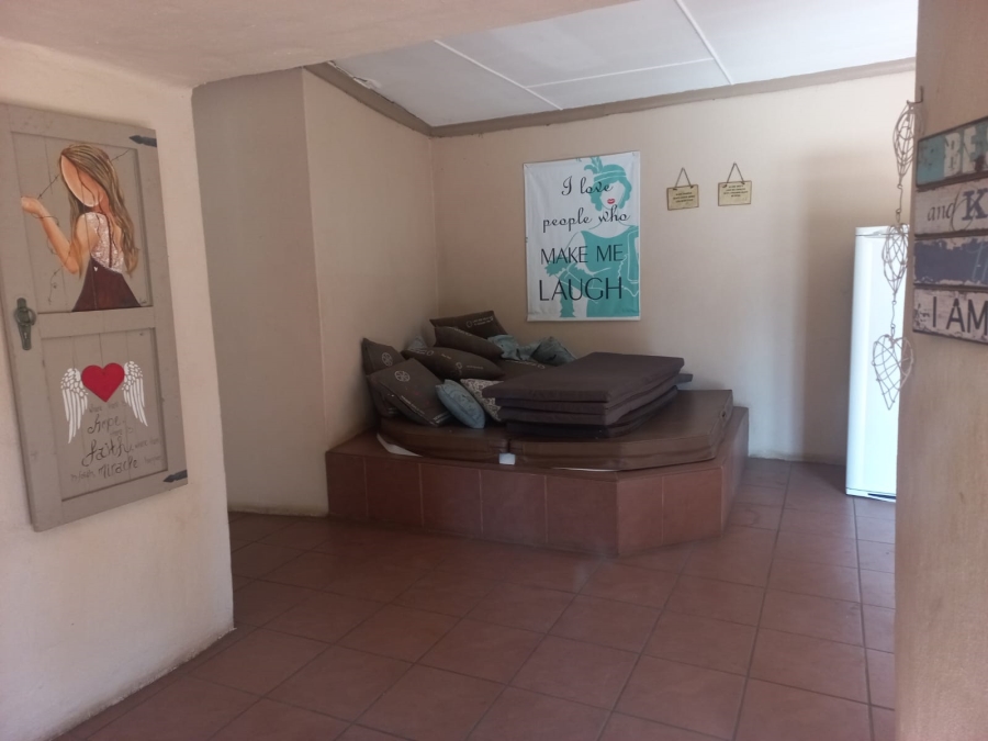 4 Bedroom Property for Sale in Larrendale Gauteng