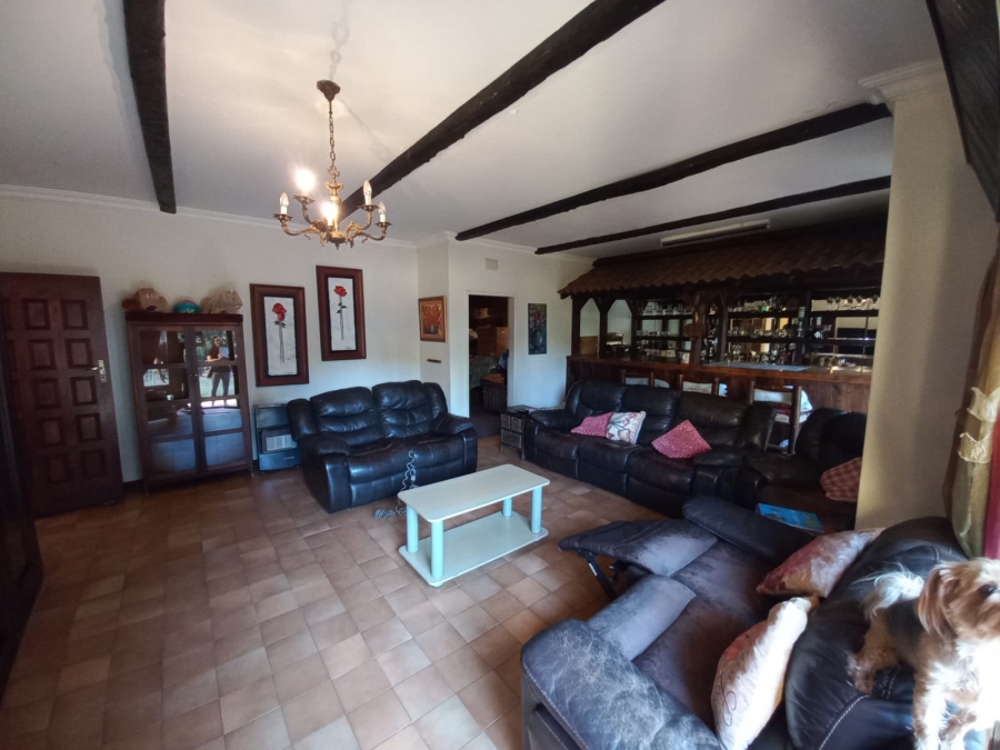 4 Bedroom Property for Sale in Larrendale Gauteng