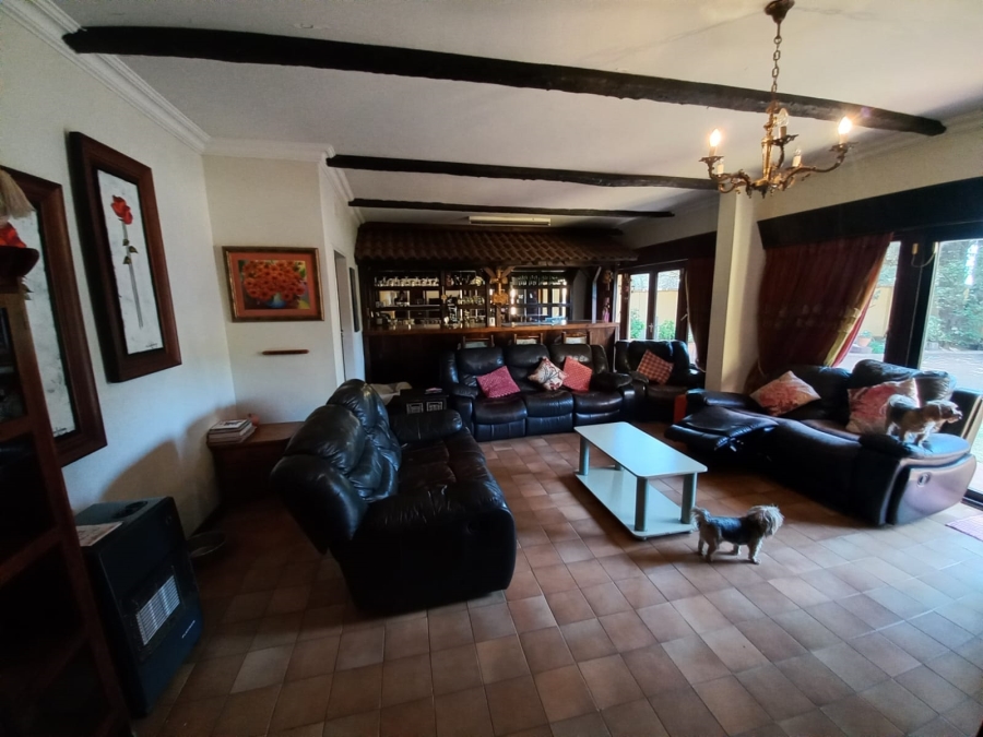 4 Bedroom Property for Sale in Larrendale Gauteng