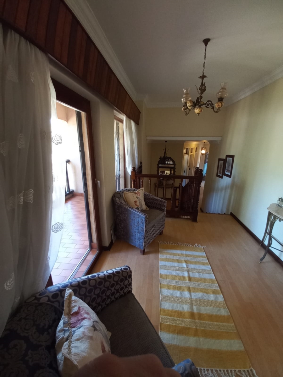 4 Bedroom Property for Sale in Larrendale Gauteng