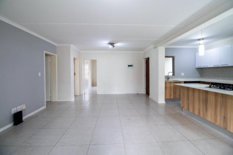 To Let 3 Bedroom Property for Rent in Modderfontein Gauteng