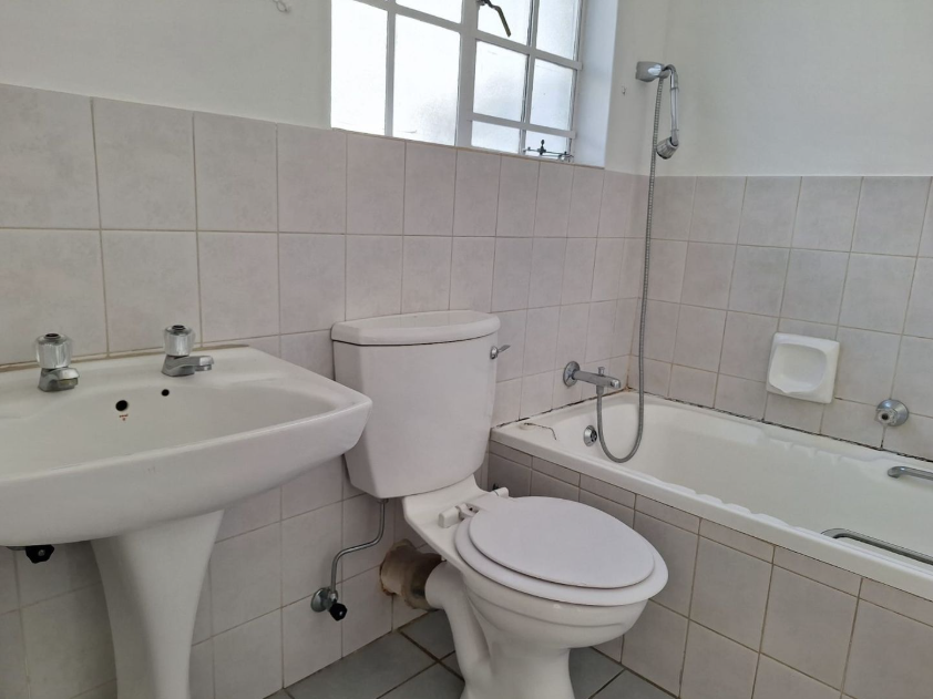 To Let 1 Bedroom Property for Rent in Magaliessig Gauteng