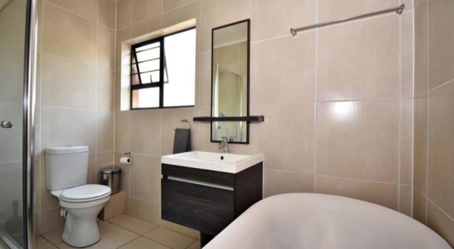 3 Bedroom Property for Sale in Olivedale Gauteng