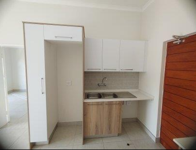 To Let 1 Bedroom Property for Rent in Modderfontein Gauteng