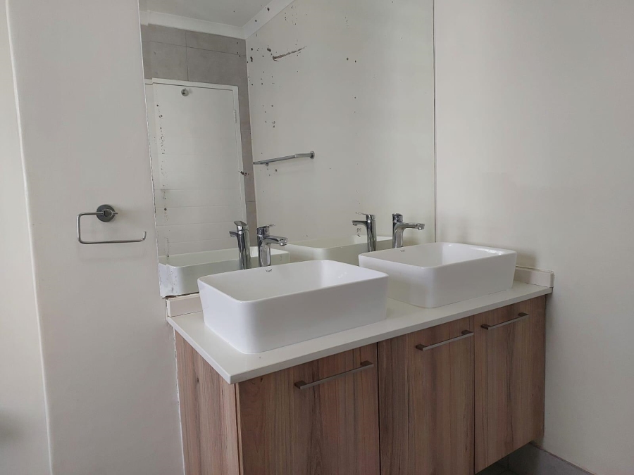 3 Bedroom Property for Sale in Linbro Park Gauteng