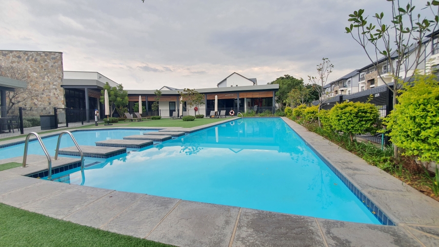 To Let 2 Bedroom Property for Rent in Crowthorne AH Gauteng