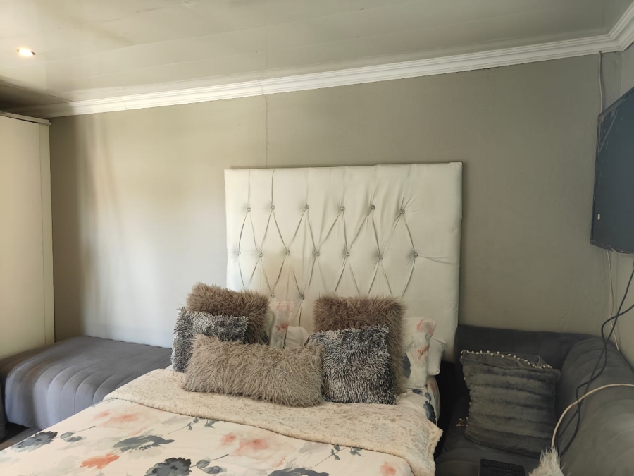 To Let 1 Bedroom Property for Rent in Cosmo City Gauteng