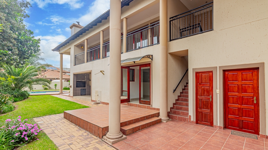 4 Bedroom Property for Sale in Greenstone Hill Gauteng