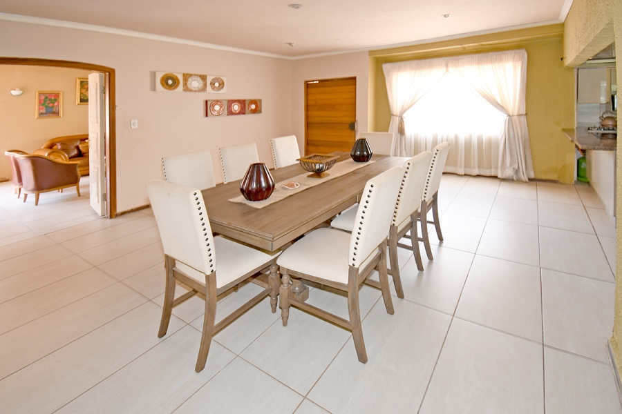 3 Bedroom Property for Sale in Cyrildene Gauteng