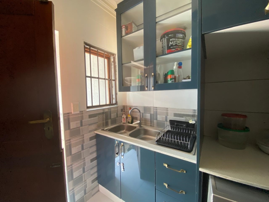 4 Bedroom Property for Sale in Thatchfield Estate Gauteng