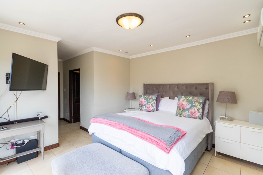 4 Bedroom Property for Sale in Beverley Gauteng