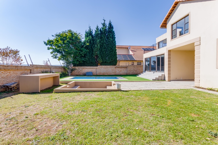 5 Bedroom Property for Sale in Barbeque Downs Gauteng