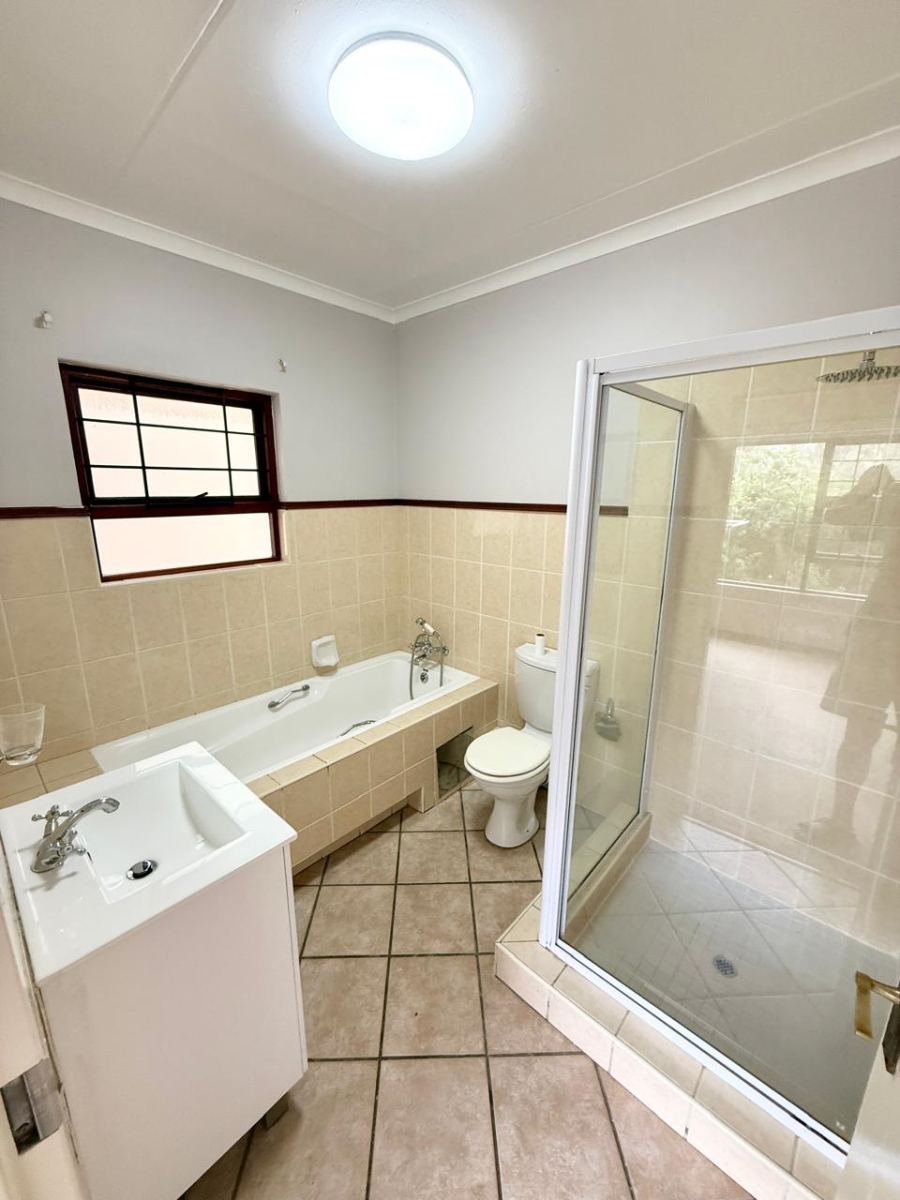 2 Bedroom Property for Sale in Bryanston East Gauteng