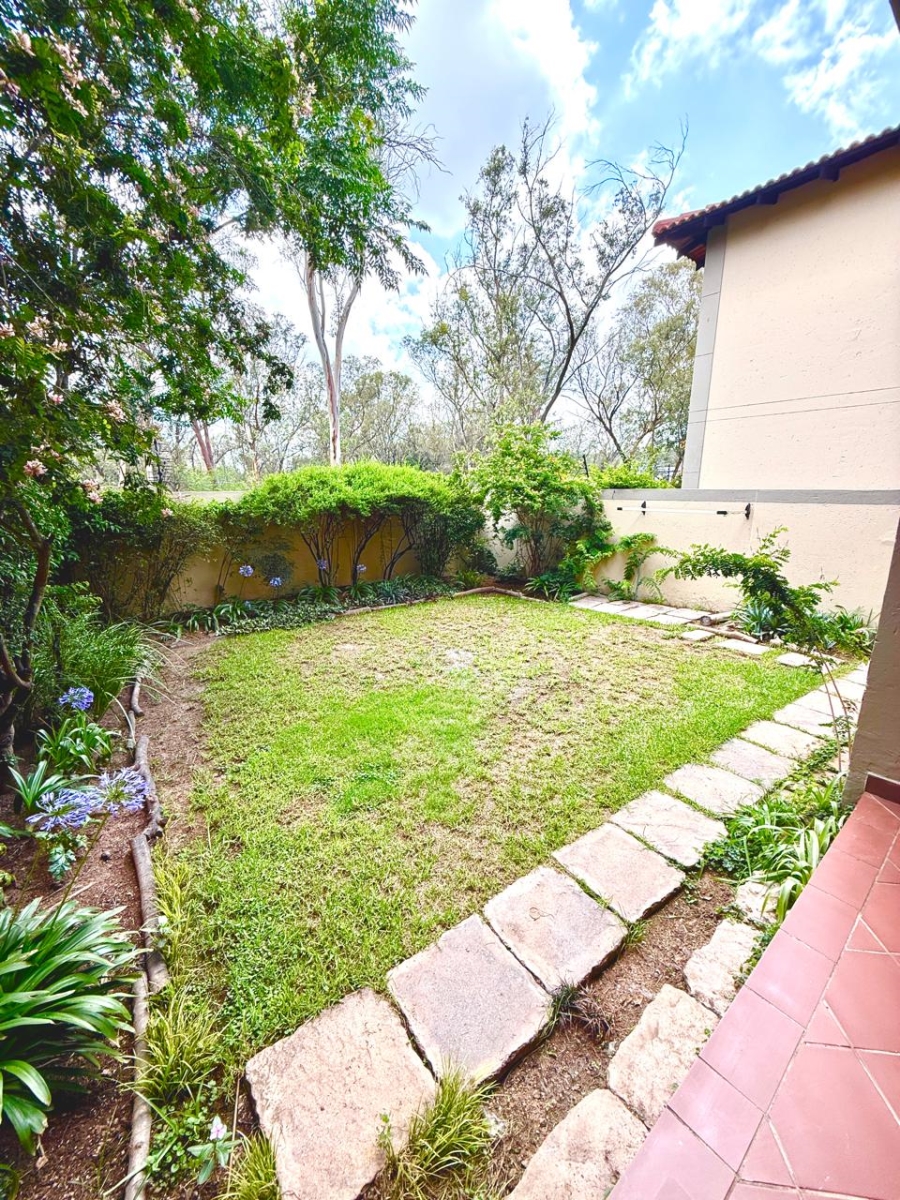 2 Bedroom Property for Sale in Bryanston East Gauteng