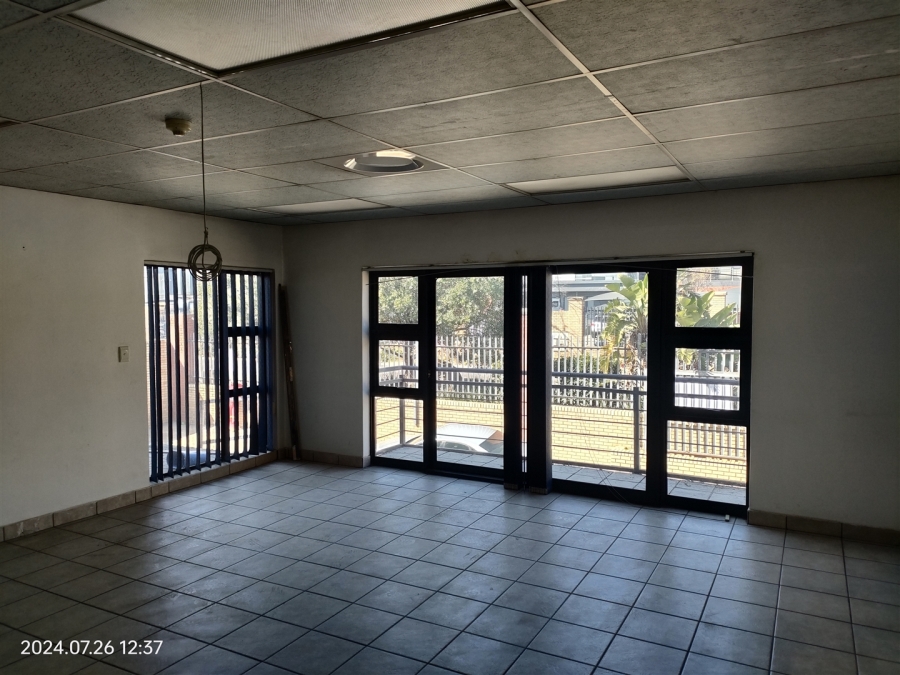 Commercial Property for Sale in North Riding Gauteng