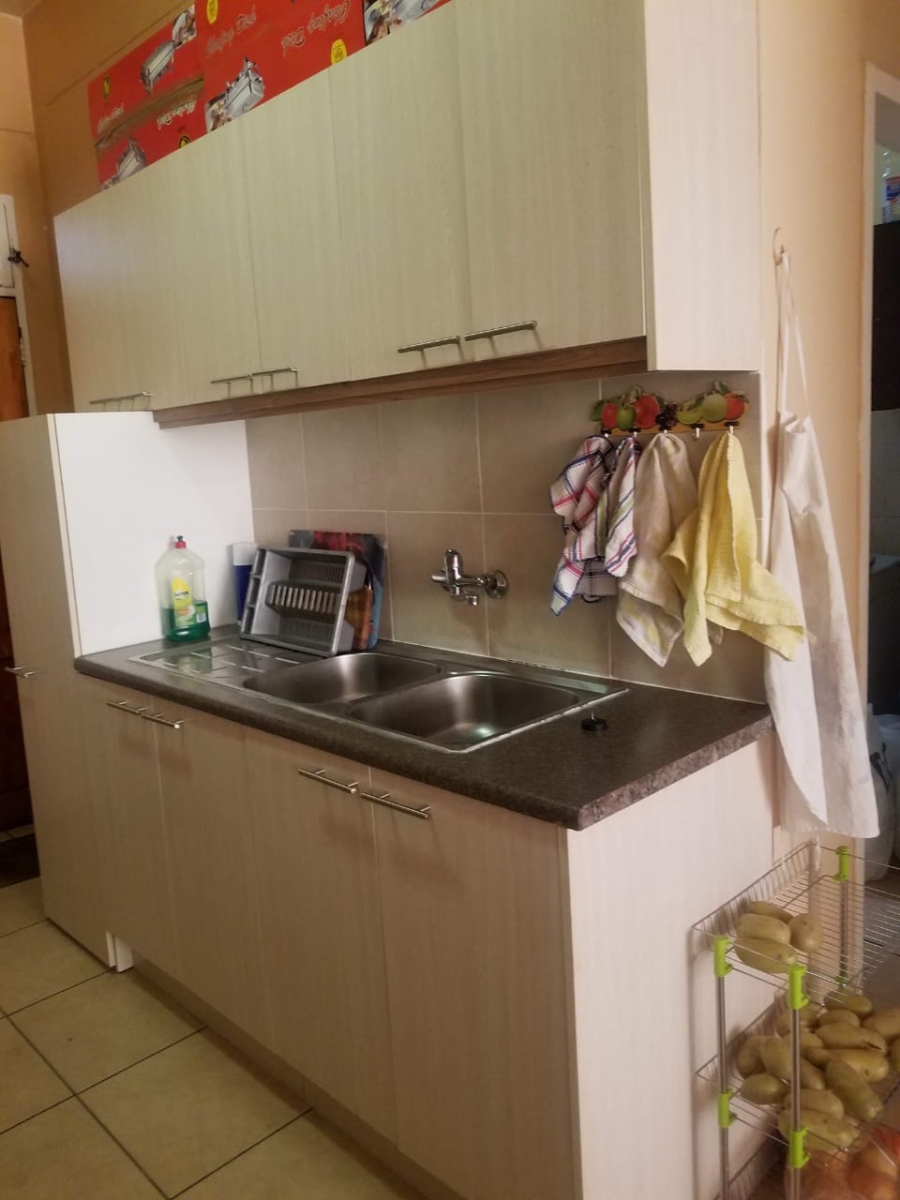 2 Bedroom Property for Sale in Troyeville Gauteng