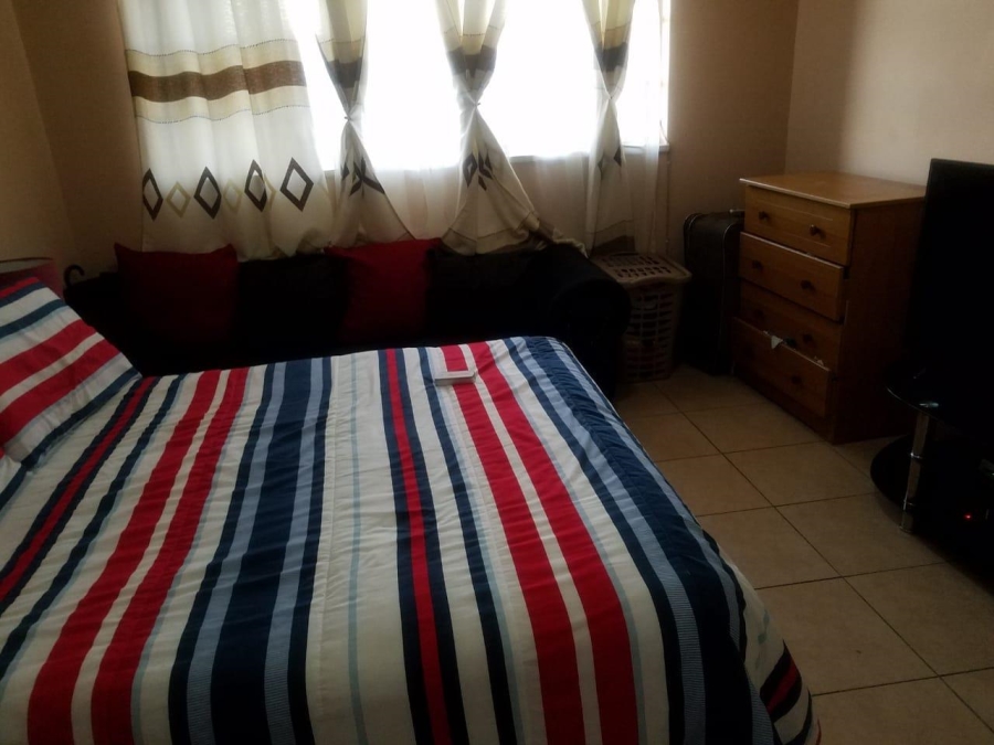 2 Bedroom Property for Sale in Troyeville Gauteng