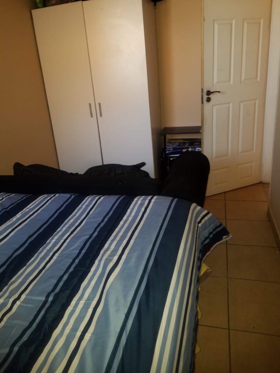 2 Bedroom Property for Sale in Troyeville Gauteng