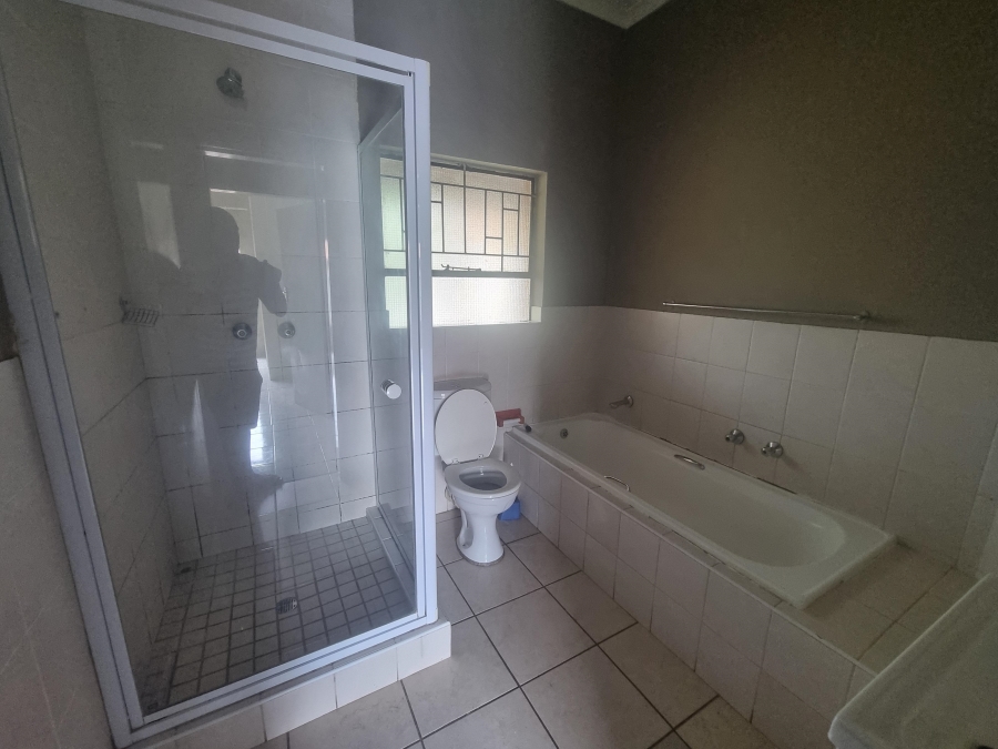 To Let 3 Bedroom Property for Rent in Ruimsig Gauteng