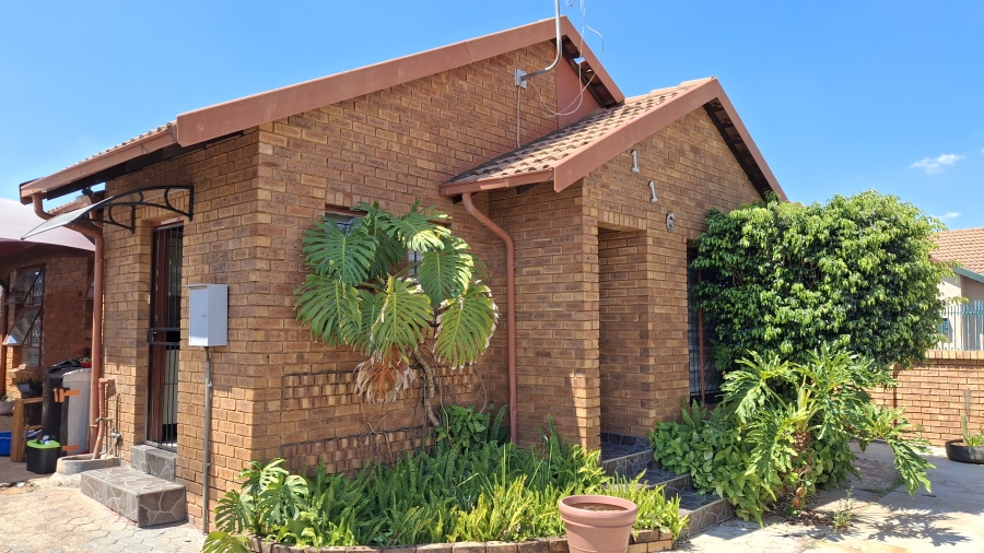 3 Bedroom Property for Sale in Soshanguve XX Gauteng