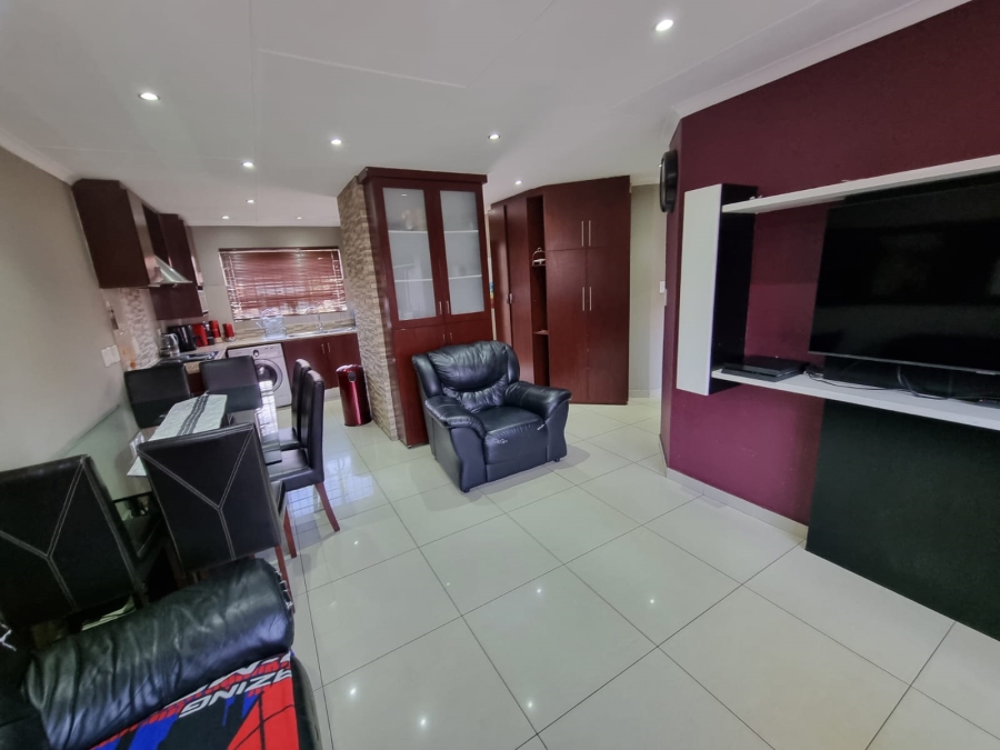 3 Bedroom Property for Sale in Liefde en Vrede Gauteng